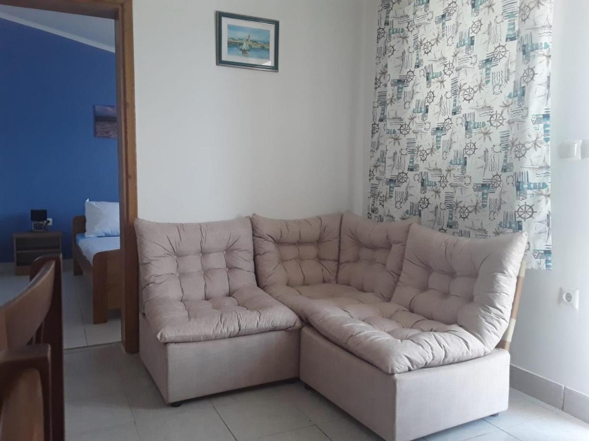 Apartamentos Aroma Паг Экстерьер фото